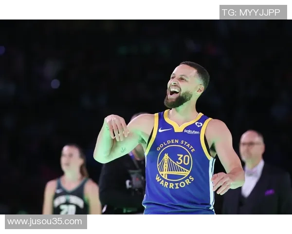 库里球场影响力无人能敌十七年如一日再度惊艳篮球世界 库里球场影响力无人能敌十七年如一日再度惊艳篮球世界